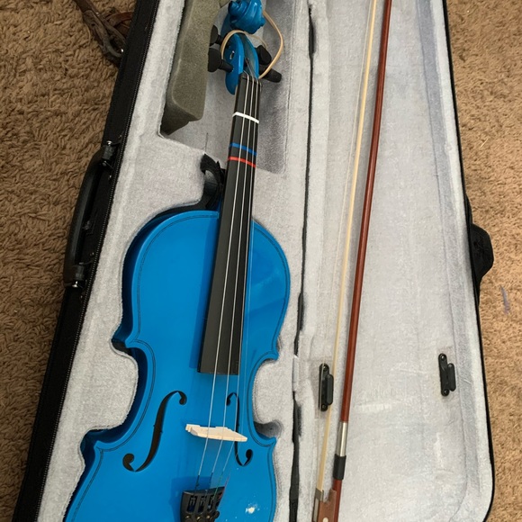 Violin - Picture 3 of 3